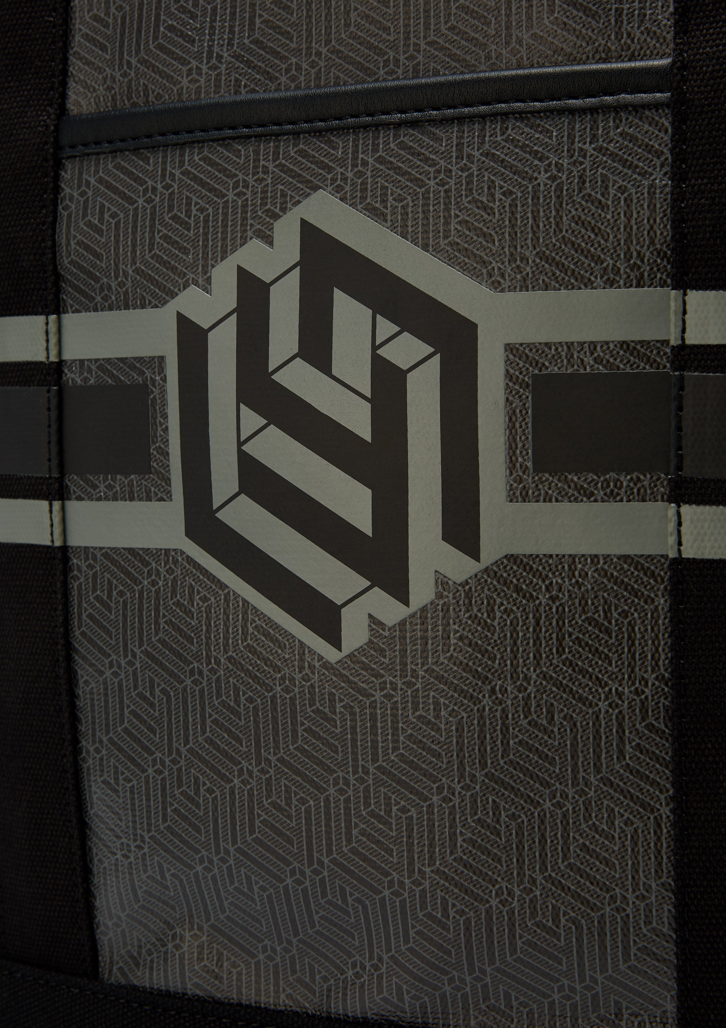 Link L Tote Bag - Black