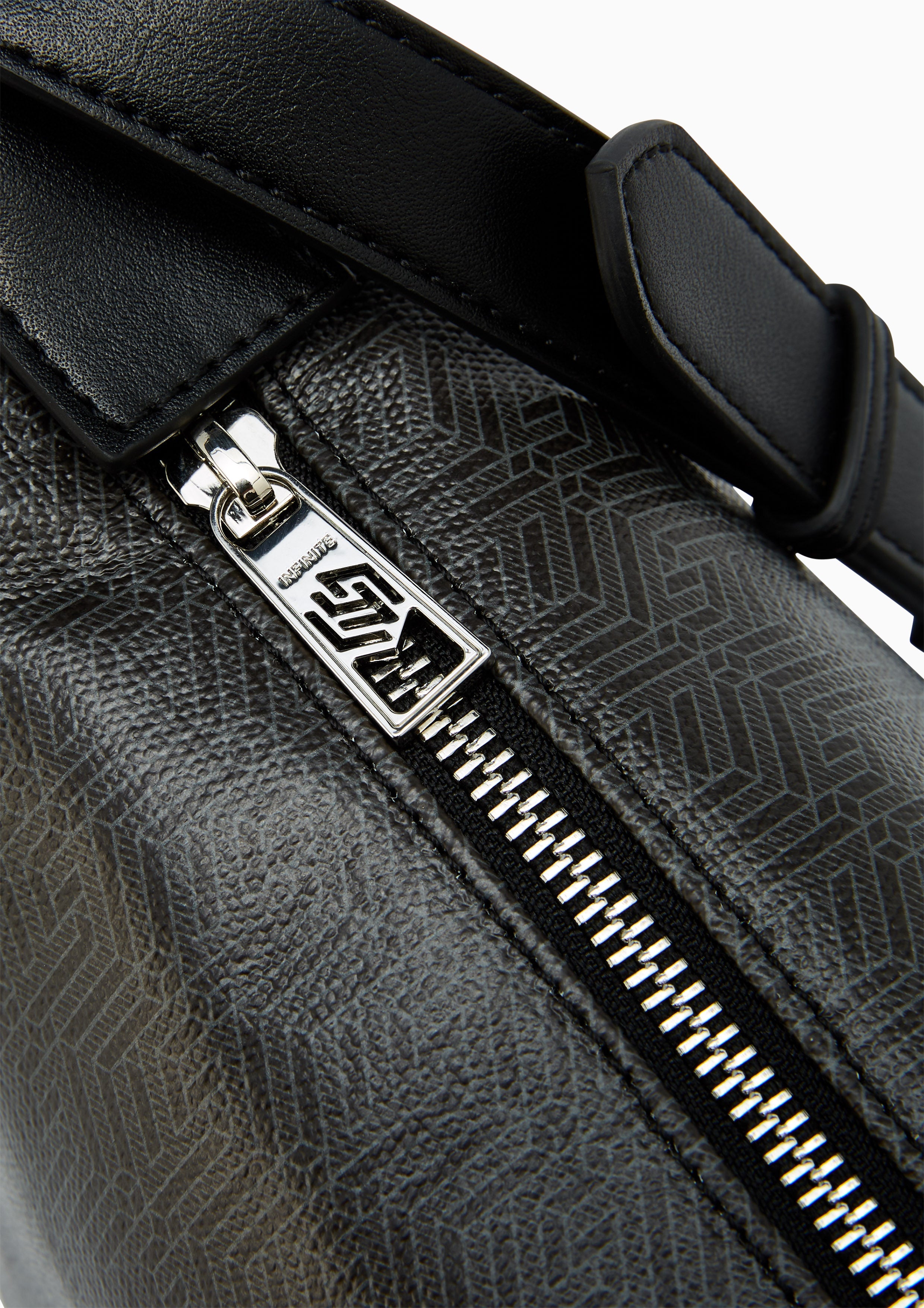 Link Crossbody Bag - Black