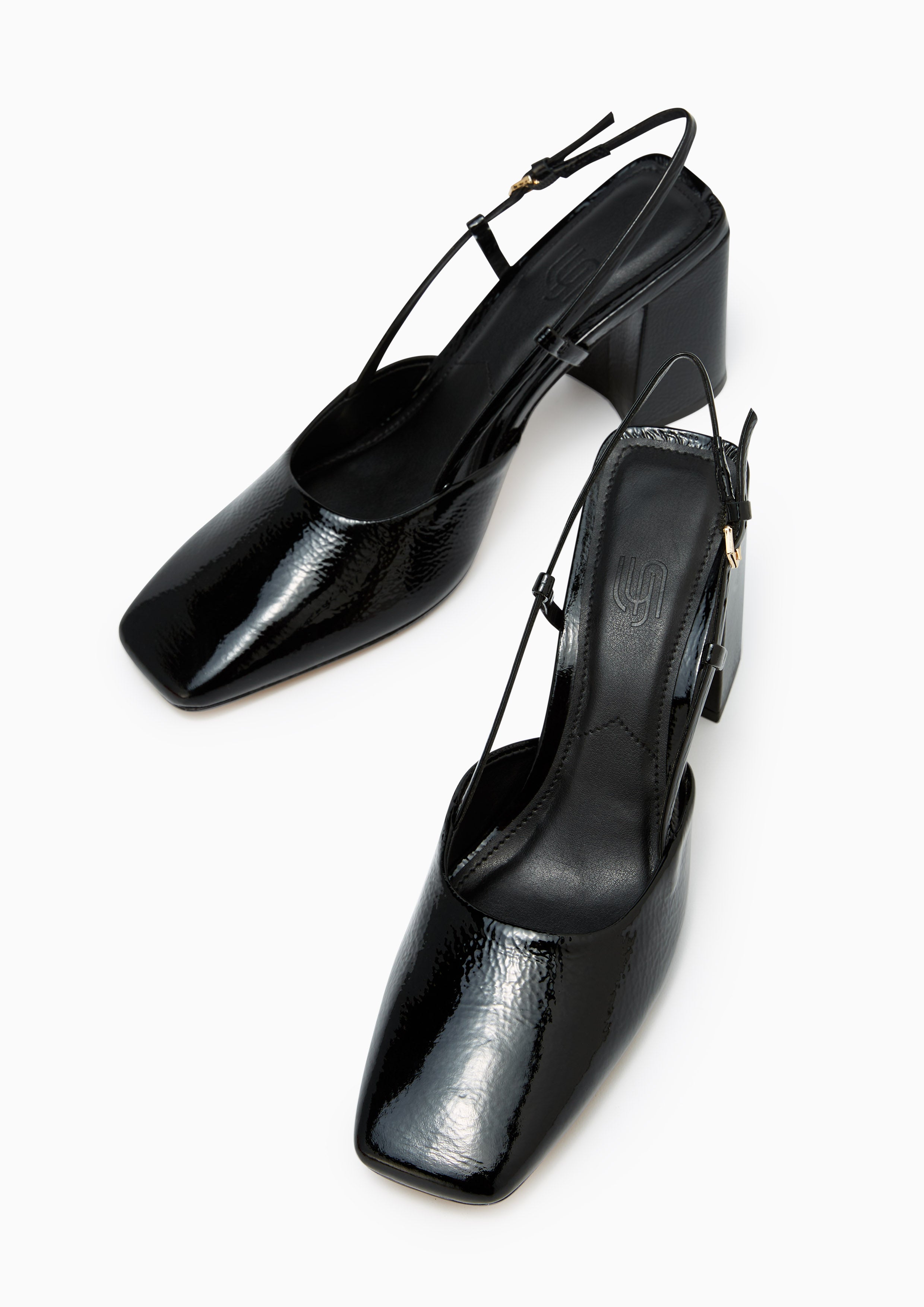 Chaos Flats And Sandals - Black