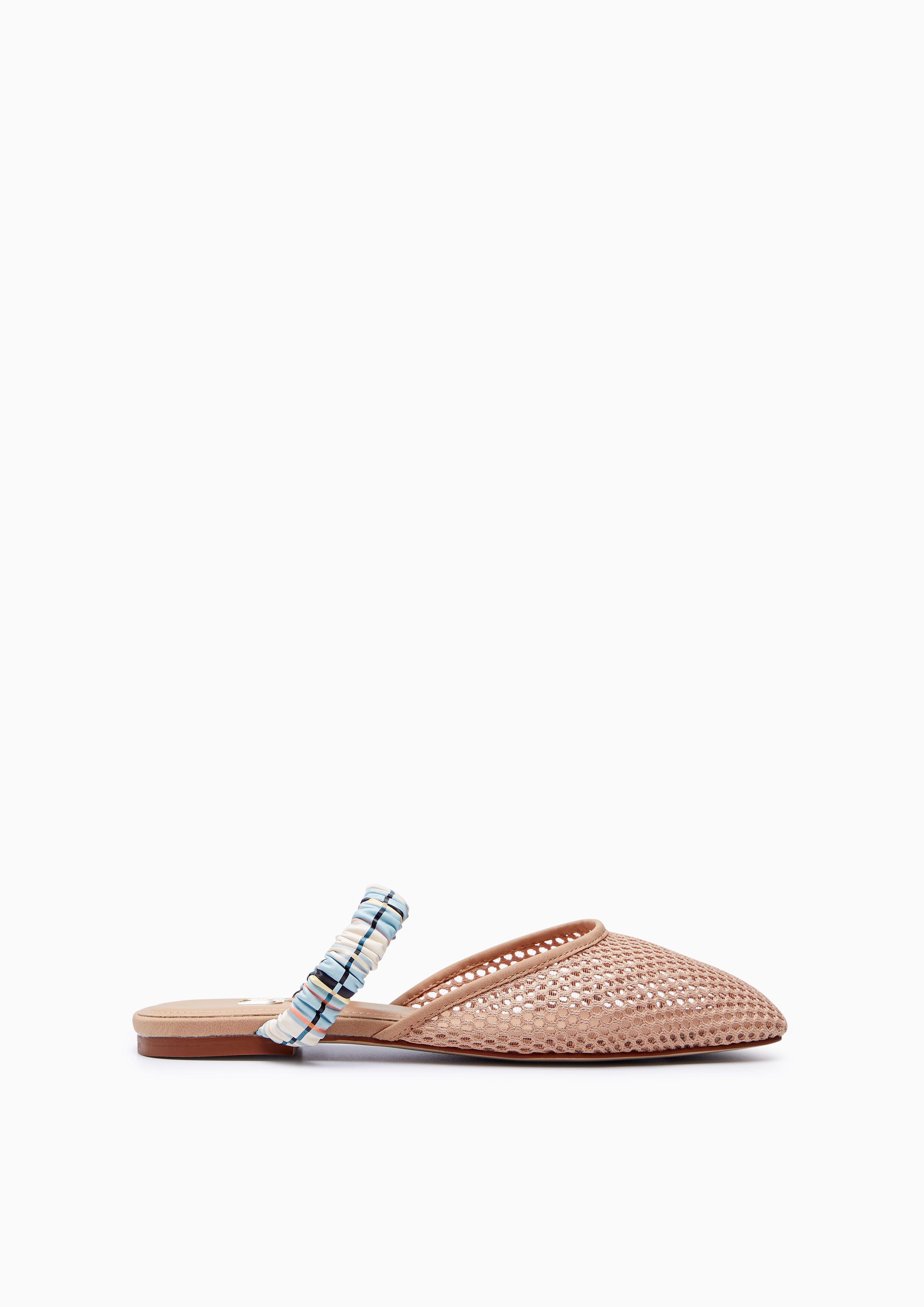 Vela Infinite Flats And Sandals - Beige