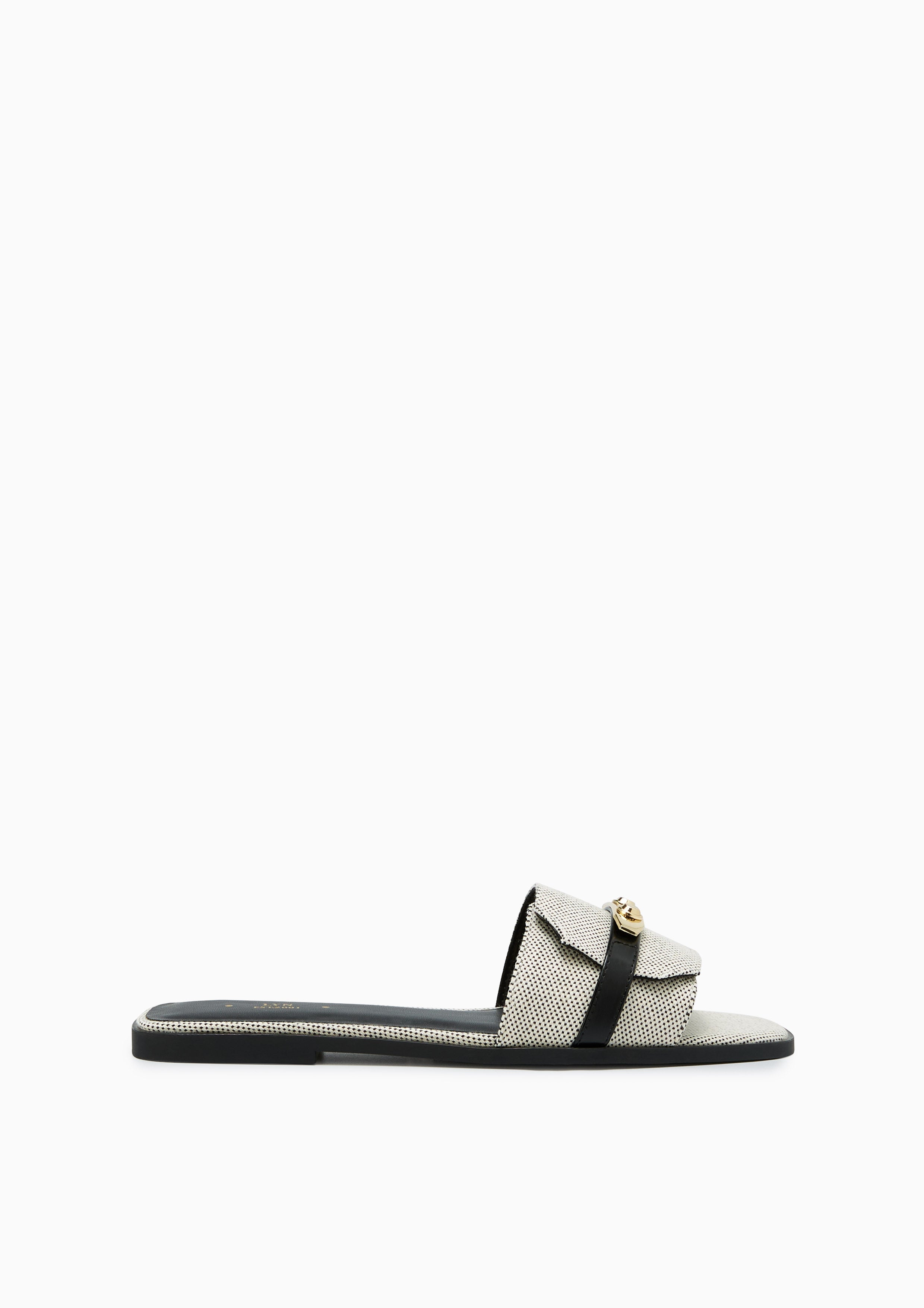 Master Kanvas Flats And Sandals - Black