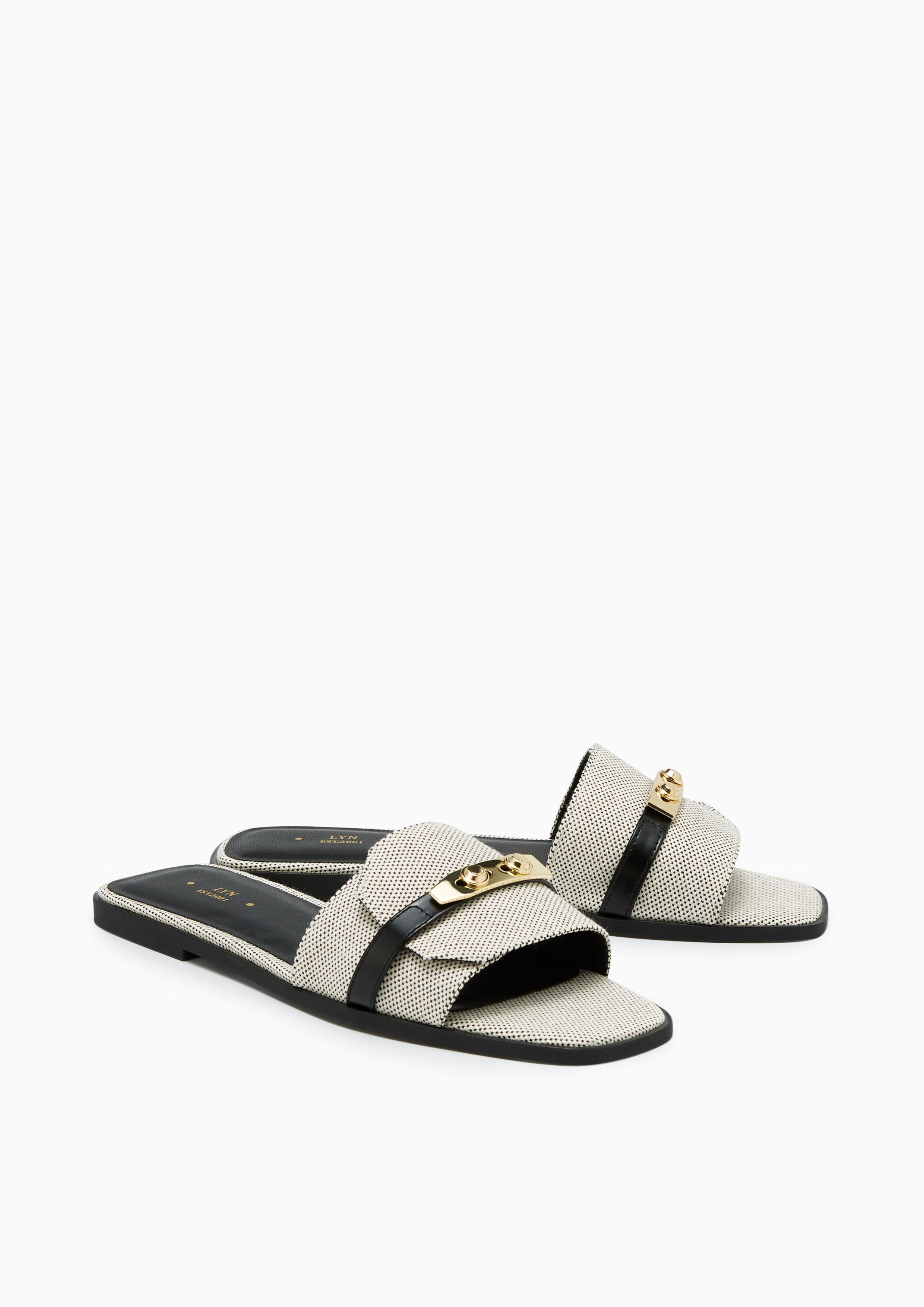 Master Kanvas Flats And Sandals - Black