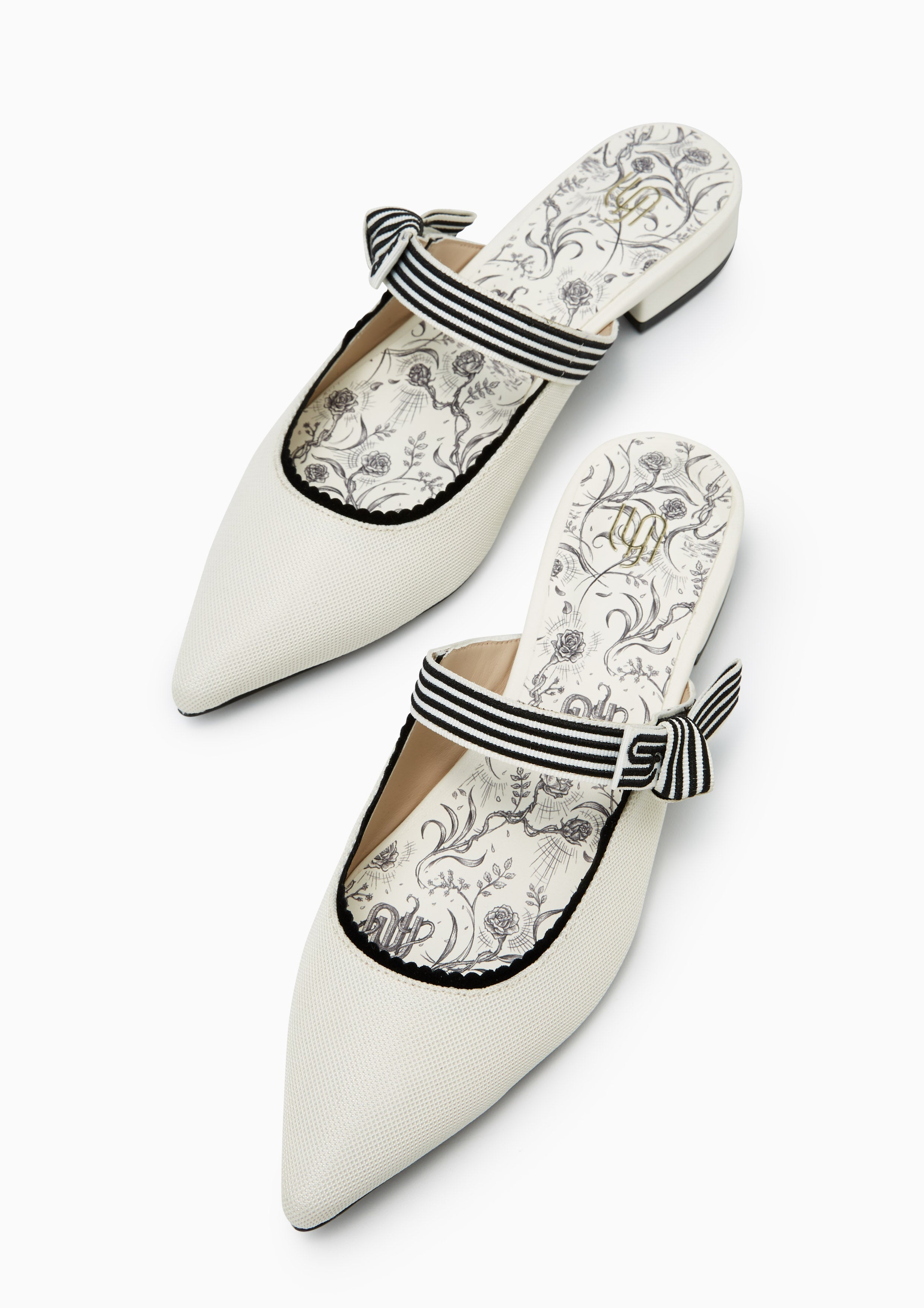Maiden Pointy Infinite Flats And Sandals - Ivory
